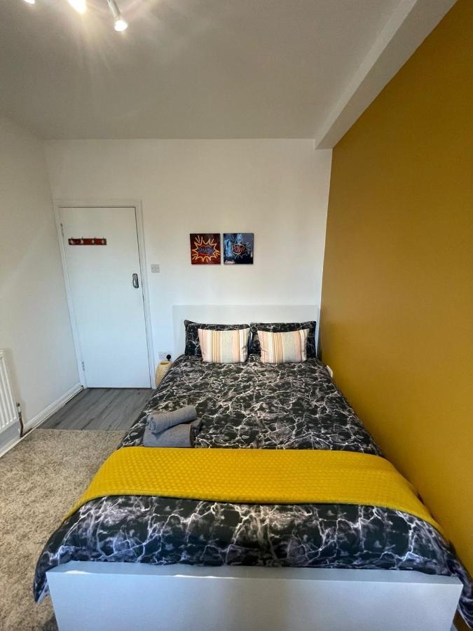Willesden Green Rooms Лондон Екстериор снимка