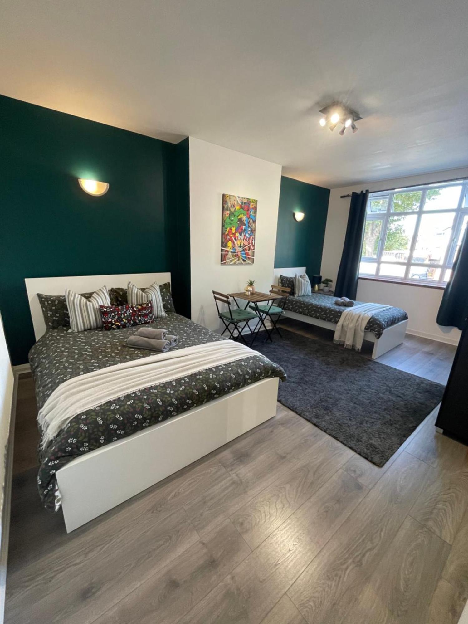 Willesden Green Rooms Лондон Екстериор снимка