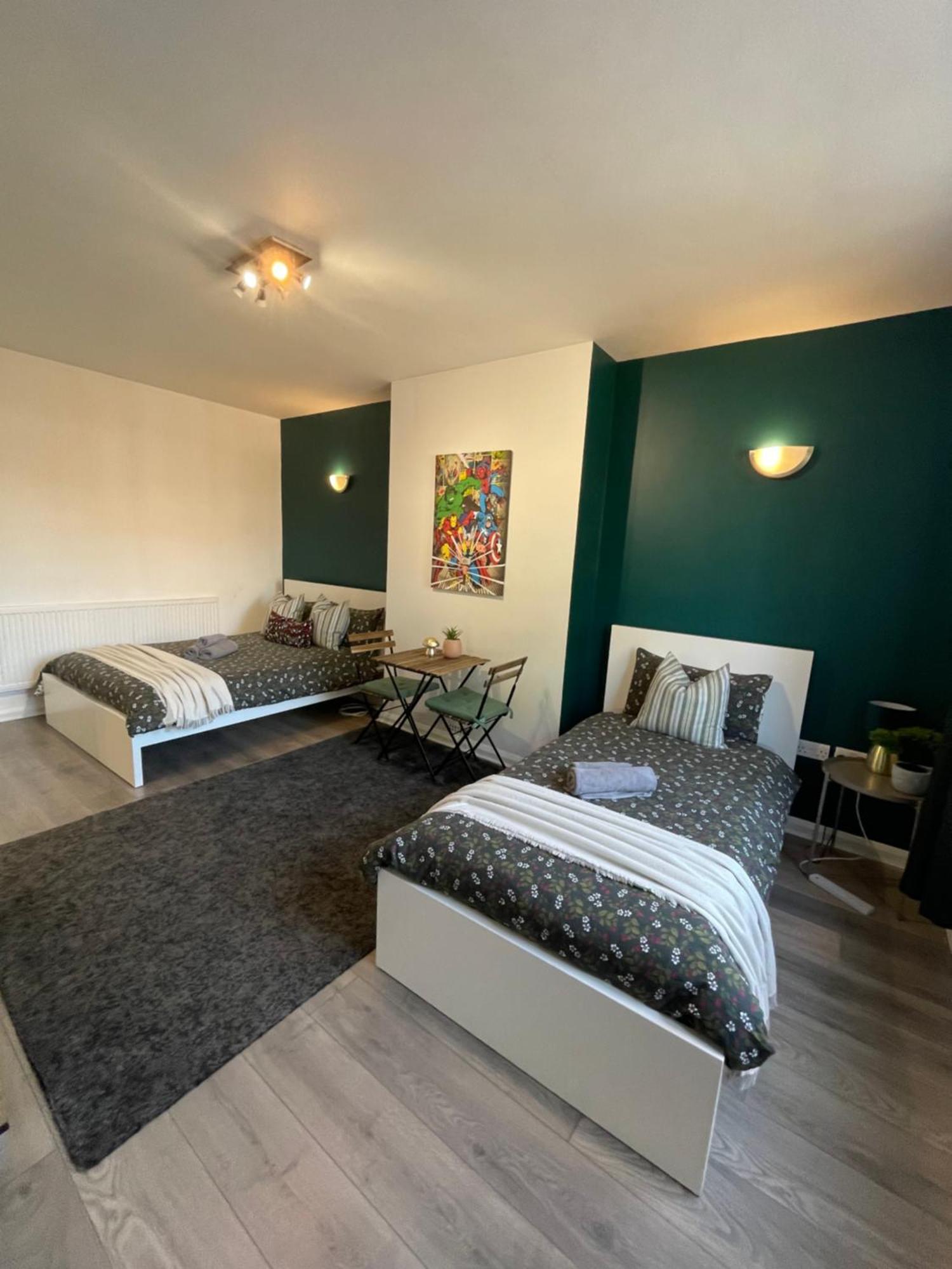 Willesden Green Rooms Лондон Екстериор снимка